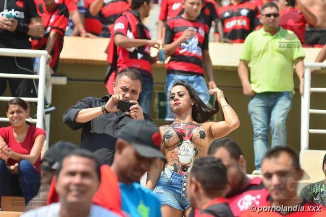Flagra Torcedora do Flamengo Pelada No Estádio Caiu Na Net - Foto 101825