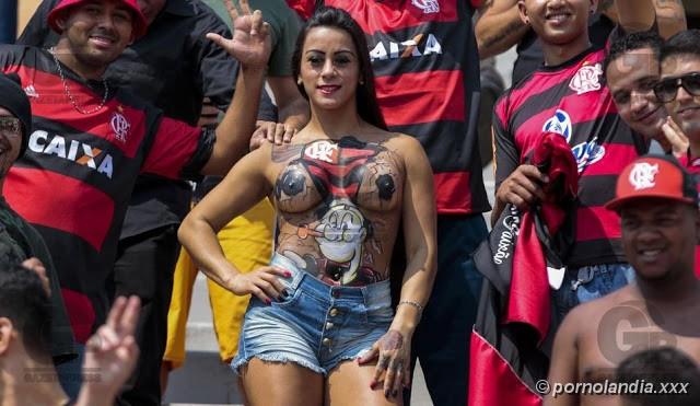 Flagra Torcedora do Flamengo Pelada No Estádio Caiu Na Net - Foto 101827