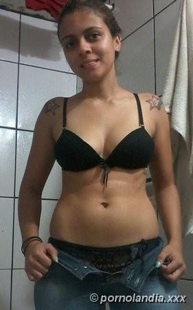 Safadinha tatuada quis mostrar que é gostosa e vazou no Whatsapp - Foto 10820