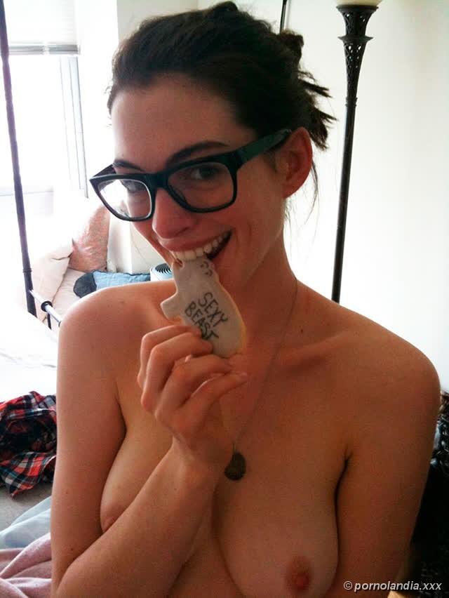 Fotos Anne Hathaway nua caiu na net (Nude - Naked - Sextape) - Foto 178048
