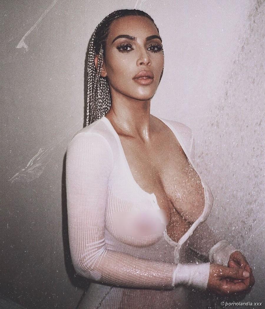 Kim Kardashian em fotos caseiras bem sensuais - Foto 215482