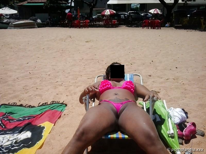 Puta na praia com biquini socado na buceta - Foto 35977