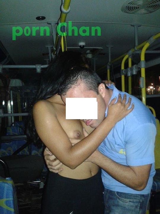 Fotos Mulher fez sexo com motorista e trocador - Foto 4582