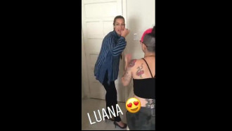 Luana Piovani elogiando cu da atriz porno Bruninha Fitness